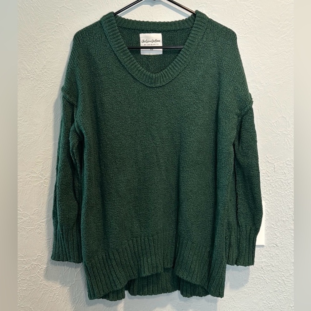 Chelsea Deboer by Lily & Lottie XS sweater